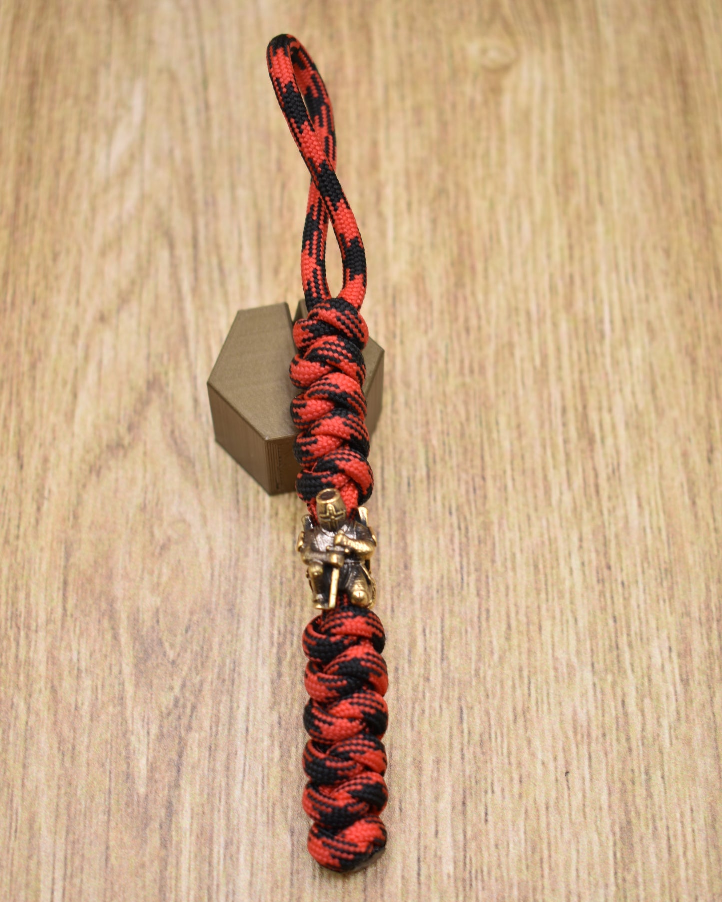 Lanyard and Zipper Pull Combo - Templar Knight with Red/Black Paracord